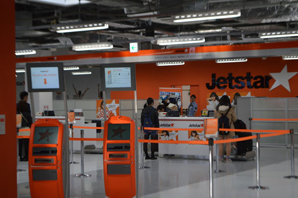 Hướng dẫn làm thủ tục đi máy bay Jetstar 